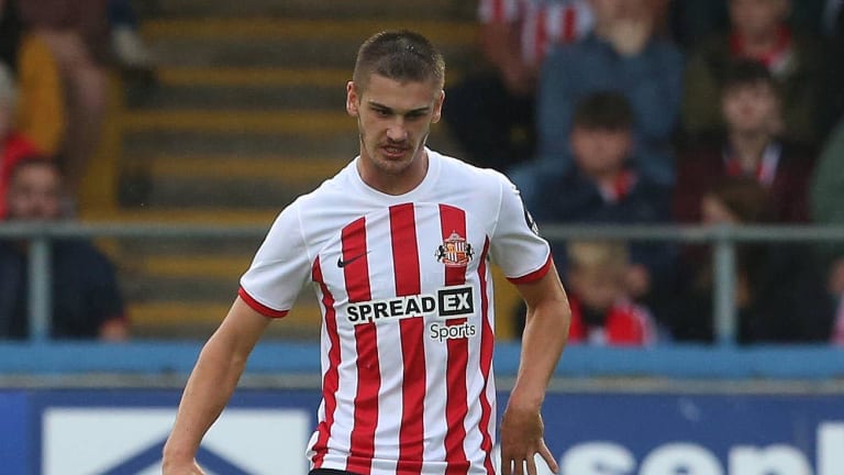 Sunderland 'specimen' joins Irish club Dundalk for the rest of the season